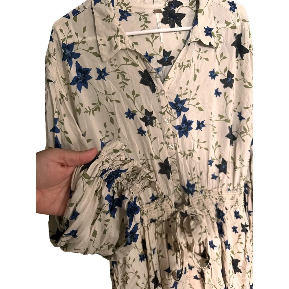Free People Mini Dress Womens Large Cream Blue Floral Smocked Waist Long Sleeve